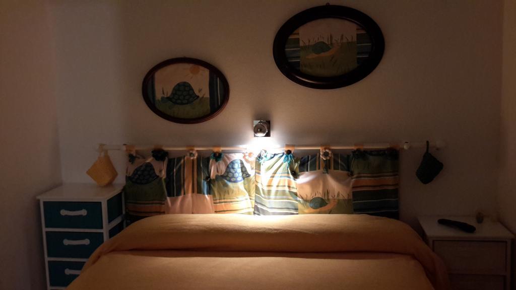 Casa Di Campagna Dal Pozzo Sorso Pokoj fotografie